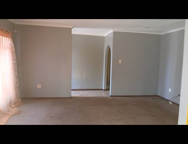 4 BEDROOM HOUSE FOR SALE IN GLEN HARVIE